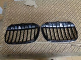 BMW X1 F48 GRILL NERKI ORYG KOMPLET NOWE 7383363/4
