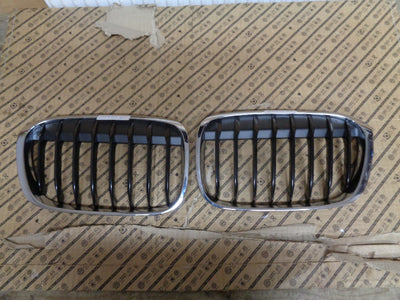 BMW X1 F48 GRILL NERKI ORYG KOMPLET NOWE 7383363/4