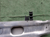 AUDI A4 B9 8W 16- BELKA WZMOCNIENIE PRZÓD 8W0807113