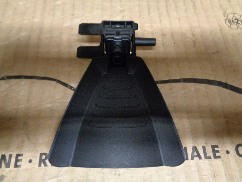 BMW 2 F45 PRZEDNIA KAMERA KAMERKA KAFAS 9384688-01