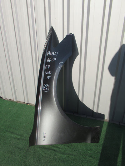 AUDI A6 C7 LIFT 4G 15-18 BŁOTNIK PRAWY 4G0821102