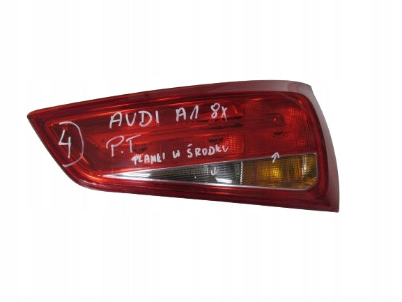 AUDI A1 8X1 8XA LIFT 2013- LAMPA TYŁ PRAWA 8X0945094D