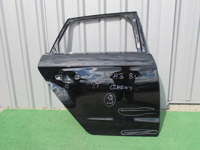 AUDI A3 8V 13 SPORTBACK DRZWI PRAWY TYŁ 8V4