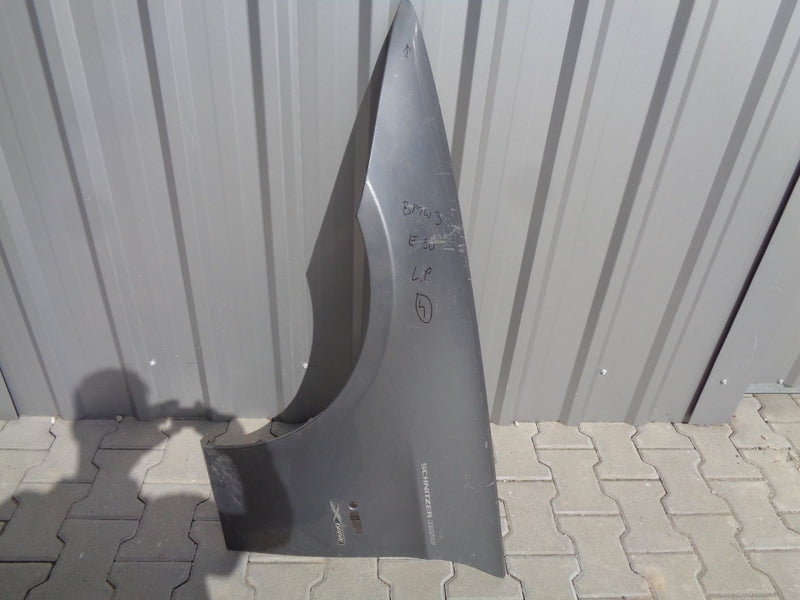 BMW 3 E90 E91 BŁOTNIK LEWY ŁADNY ORYGINAŁ 7135680