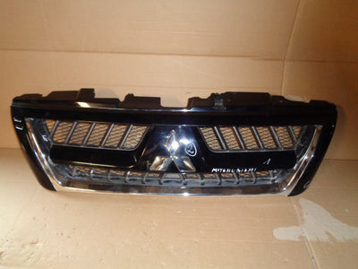 MITSUBISHI PAJERO 3 ATRAPA GRILL LIFT 03- MN117713