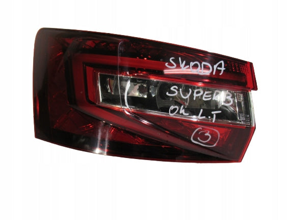 SKODA SUPERB 3V 3 KOMBI LAMPA TYŁ LEWA 3V9945207