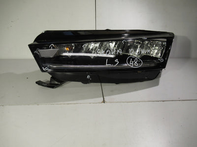SKODA OCTAVIA 4 IV 5E4 FULL LED LAMPA 5E4941015